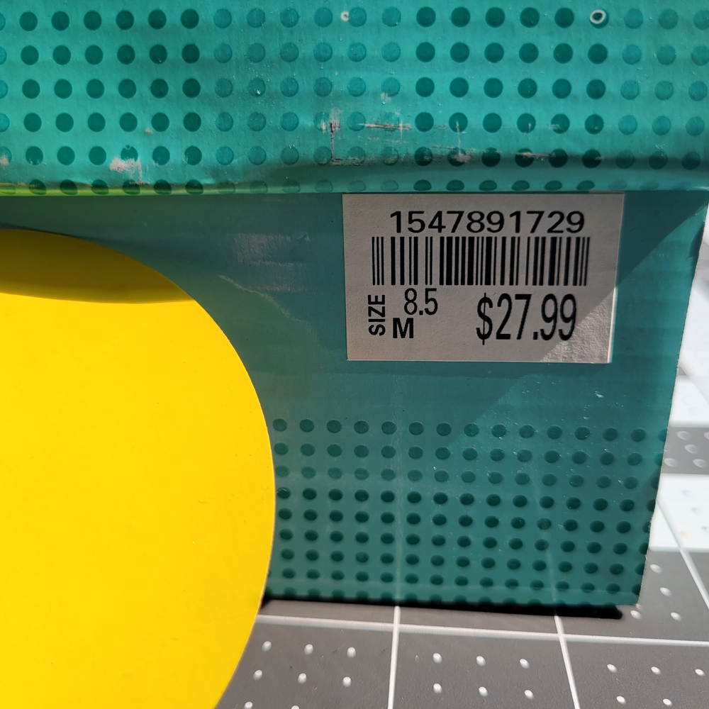 Sophia Taylor Red Heeled Shoes with Sleek Design - Picture 13 of 13